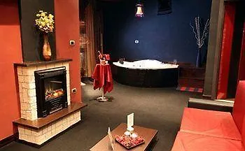 黛托纳酒店 4* 卡索里亚