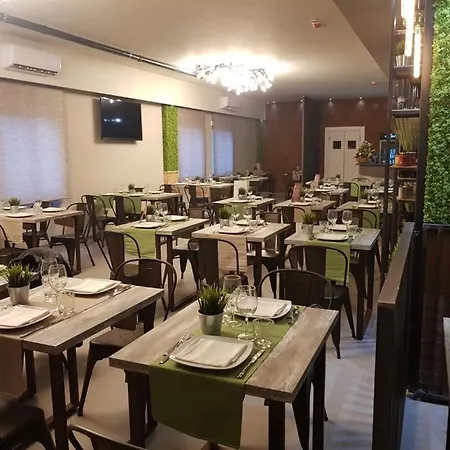 מלון Daytona Palace 4*