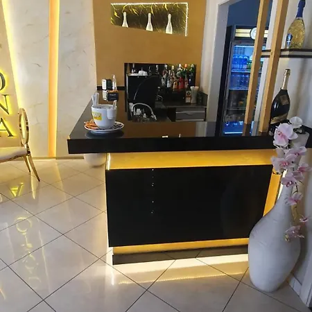 Daytona Palace מלון קאסוריה